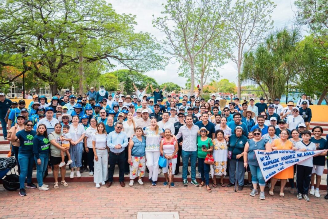 Cecilia Patrón da banderazo al Mega Operativo de Limpieza en Chuburná de Hidalgo