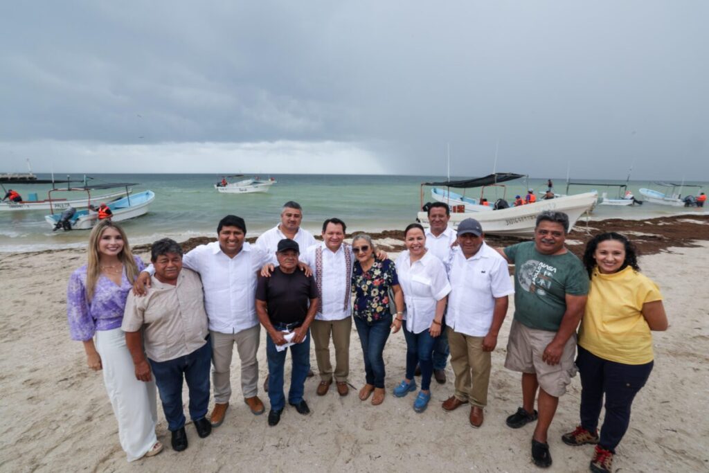 Programa "Seguridad en Mar" beneficia a pescadores de Telchac Puerto 