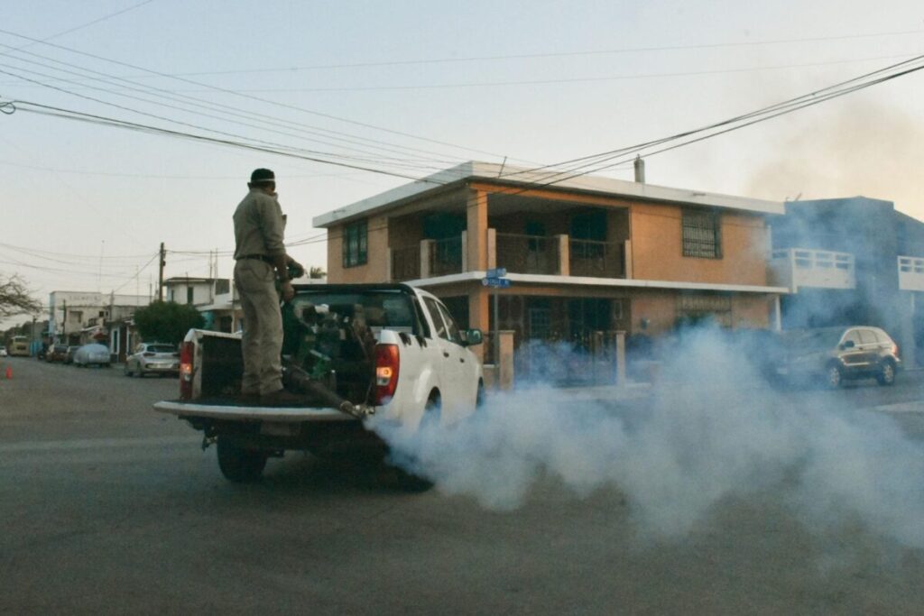 Gobierno refuerza acciones de fumigación en Mérida ante temporada de lluvias