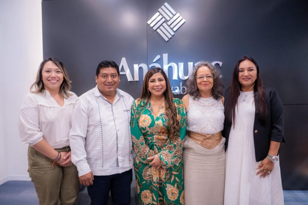 Mtra. Wendy Yamile Méndez Naal / Renacimiento Maya impulsa la alimentación sana en escuelas de Yucatán