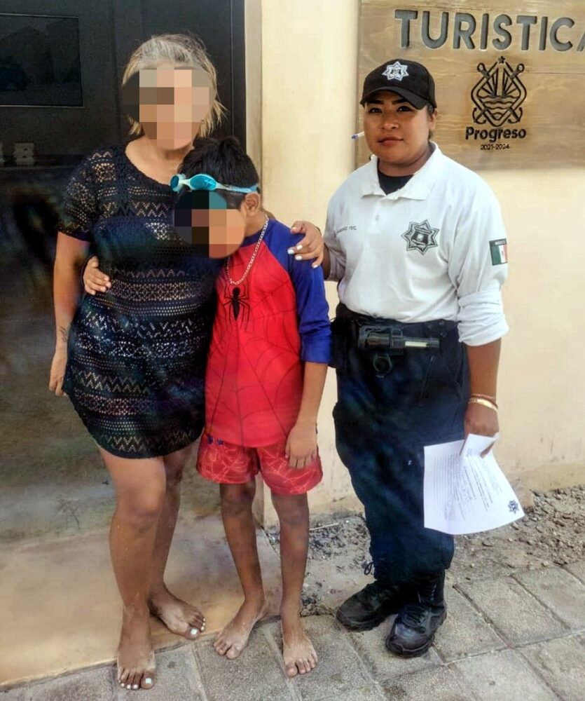 Policía municipal de Progreso localiza a menor extraviado