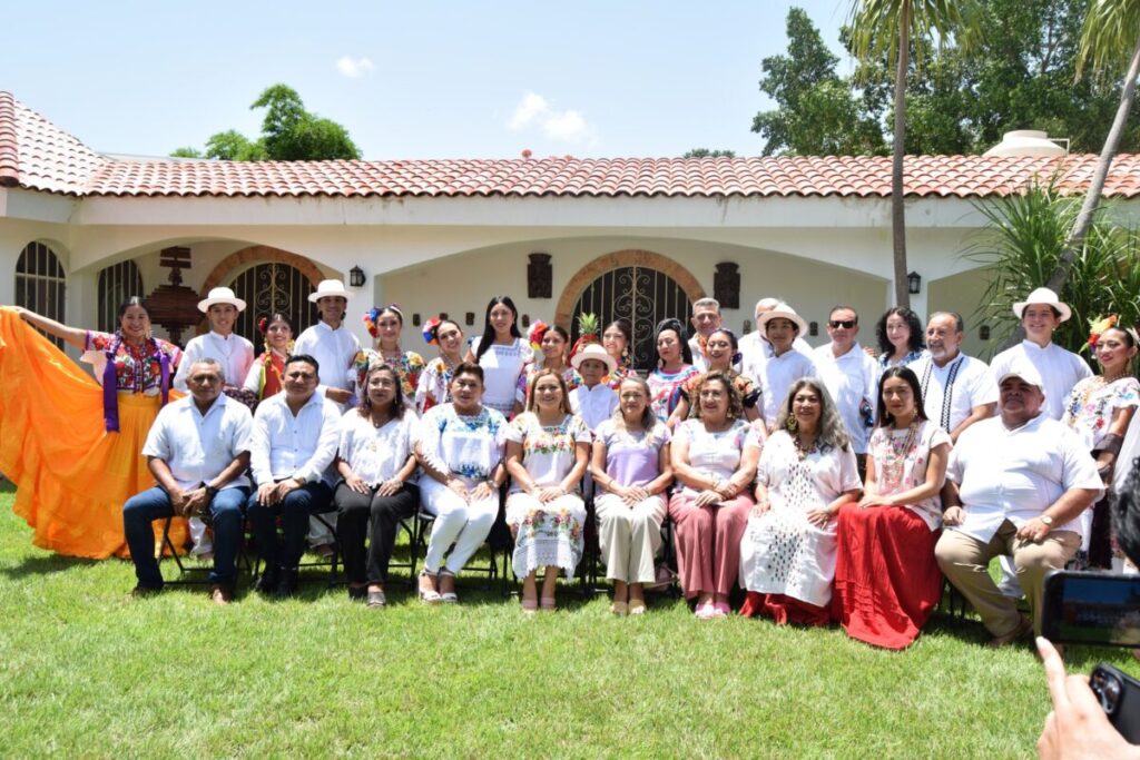 Raquel Balam Rocha/ La Guelaguetza de Oaxaca en Kanasín del 10 de julio al 3 de agosto