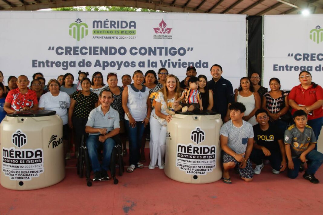Cecilia Patrón apoya a familias con mejoras de vivienda en San José Tecoh