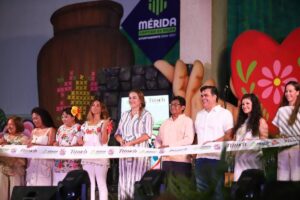 Cecilia Patrón Laviada/Inicia la XXIV edición de la Feria Tunich, escaparate de cultura y tradición artesanal en Dzityá
