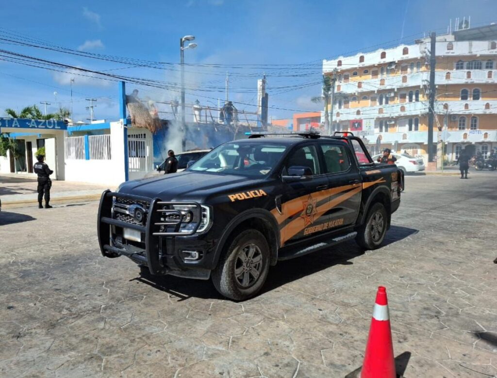 Se registra y se controla incendio de un hotel en Progreso, Yucatán