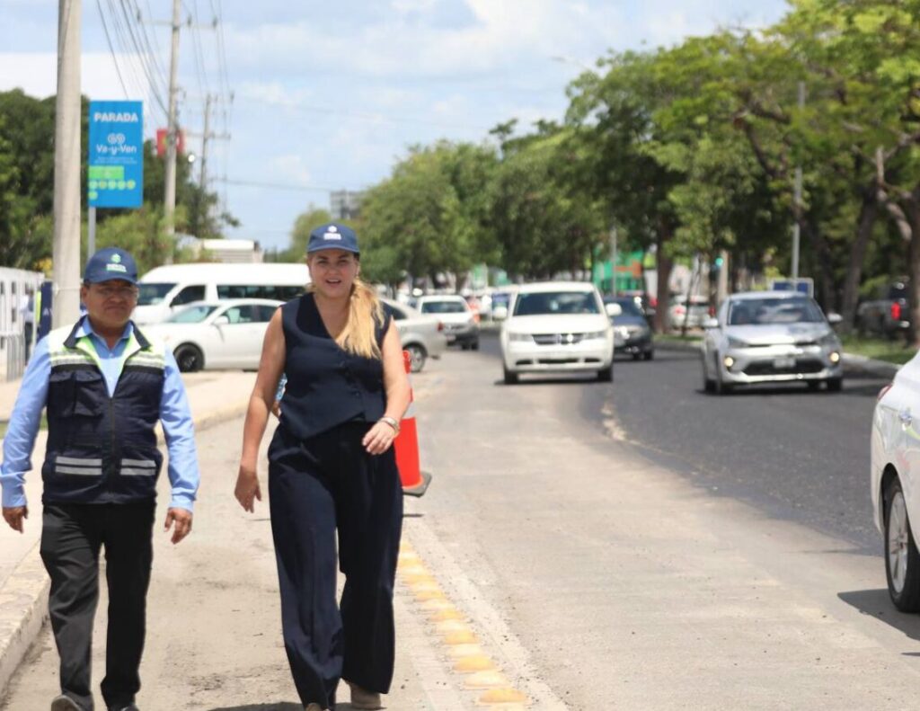 Cecilia Patrón Laviada refuerza trabajos de mejoramiento de calles en Mérida