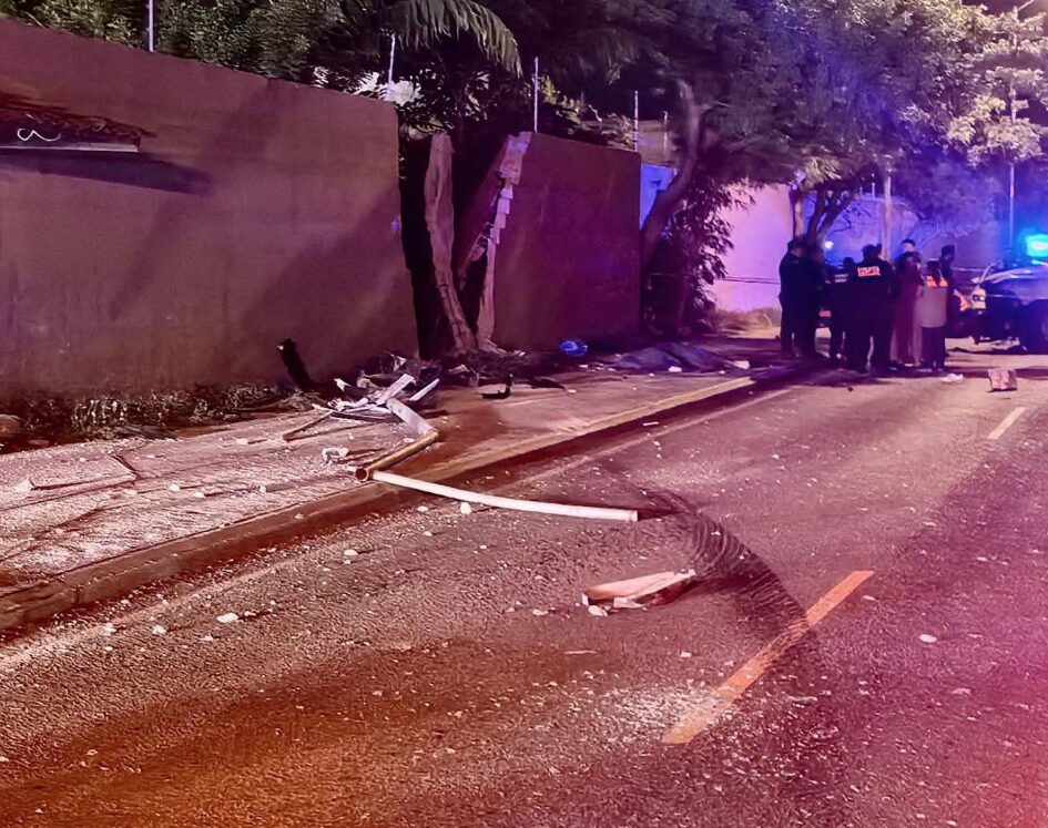 Joven pierde la vida tras colisionar contra un muro en Temozón Norte