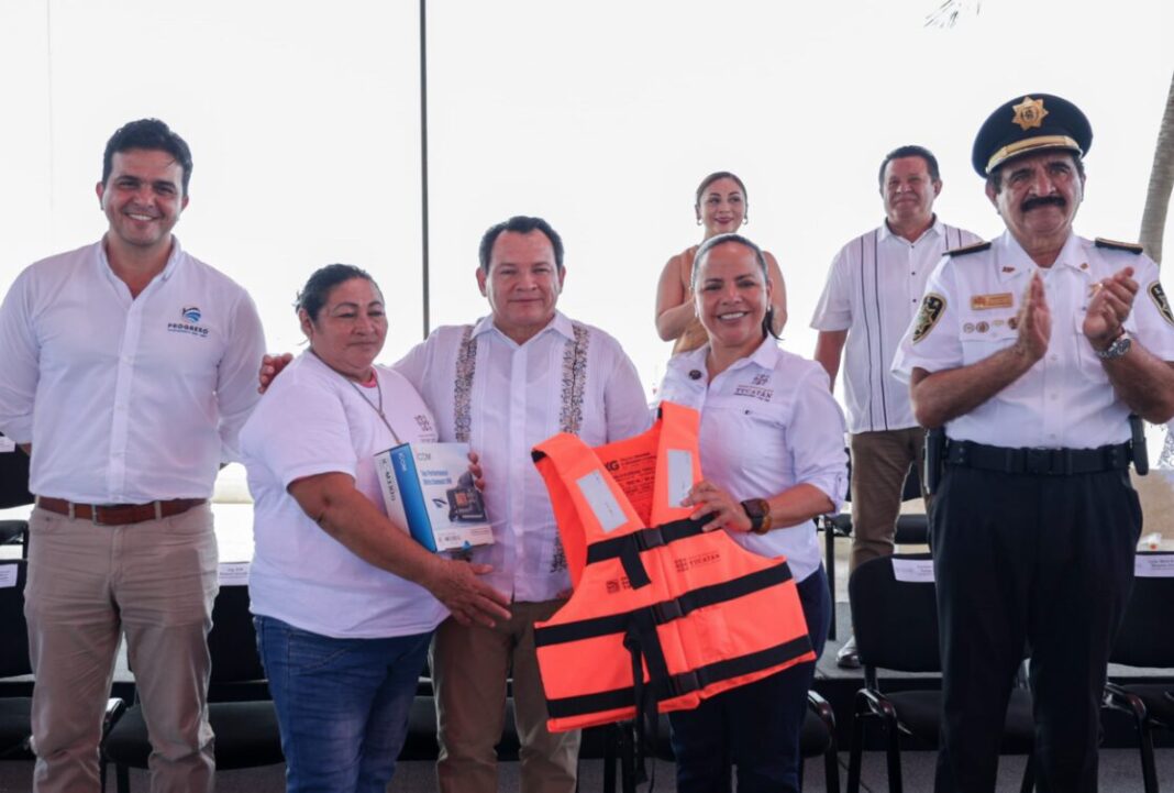 Gobernador Joaquín Díaz Mena respalda a las pescadoras y pescadores de Progreso