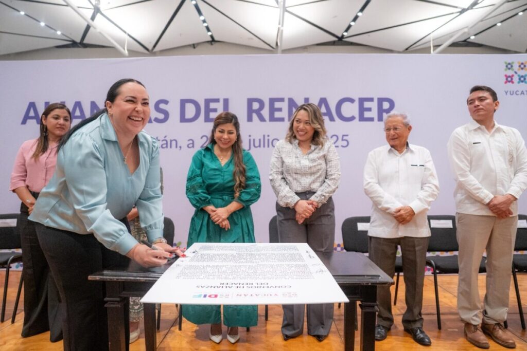 Mtra. Wendy Méndez Naal / DIF Yucatán firman “Alianzas del Renacer” para fortalecer atención social