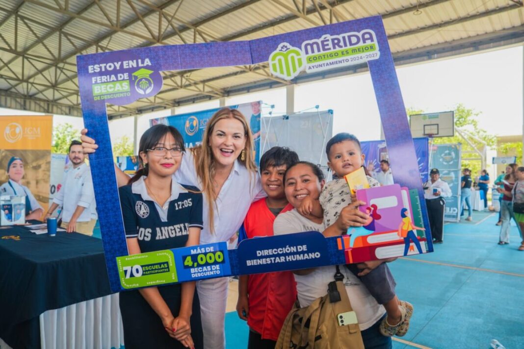 Impulsa Cecilia Patrón la educación con descuentos y becas para estudiantes