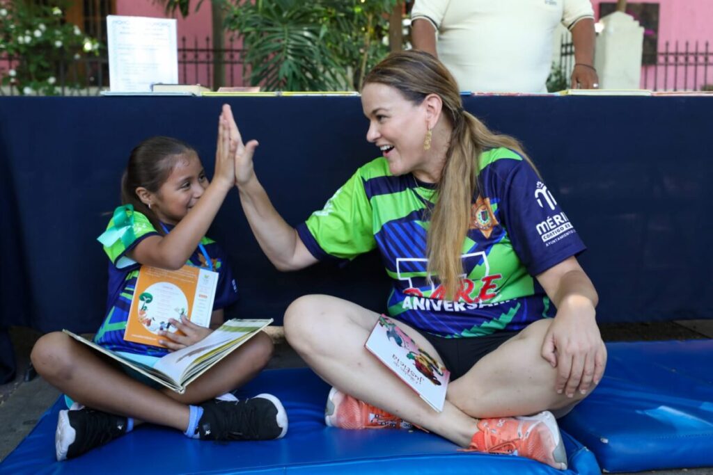 Conmemora Cecilia Patrón el 17 aniversario del programa de educación preventiva de adicciones, D.A.R.E.