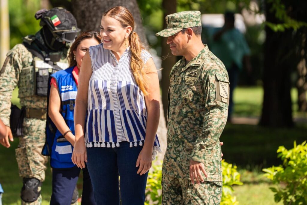 El Ayuntamiento de Mérida avanza en limpieza de rejillas con apoyo del Ejército Mexicano
