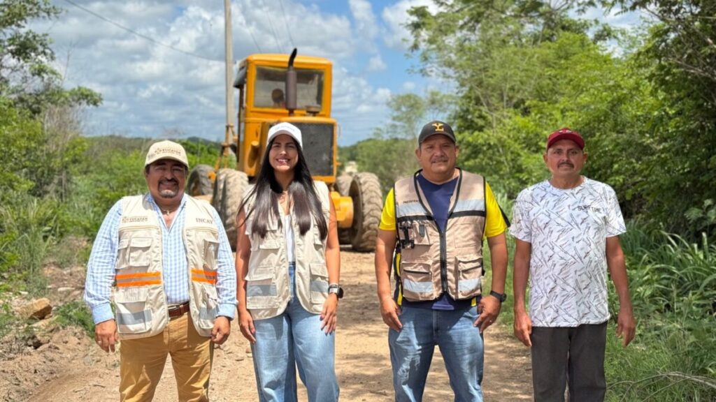 Renacimiento Maya verifican los avances del programa de caminos sacacosechas en Sacalum