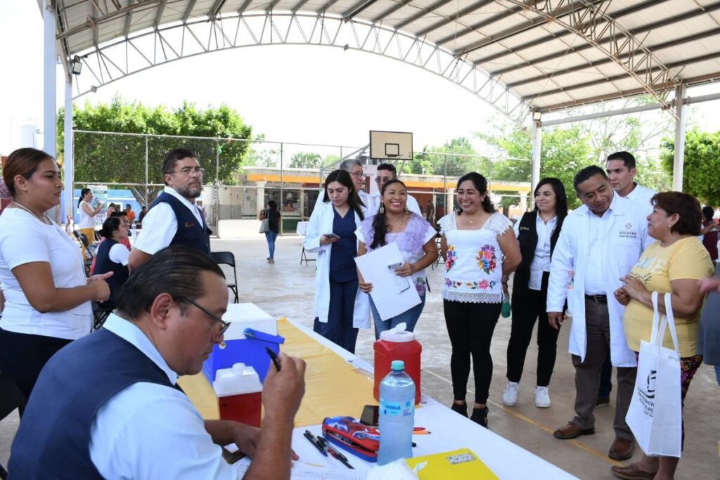 Renacimiento Maya lleva servicios gratuitos de salud al municipio de Kopomá