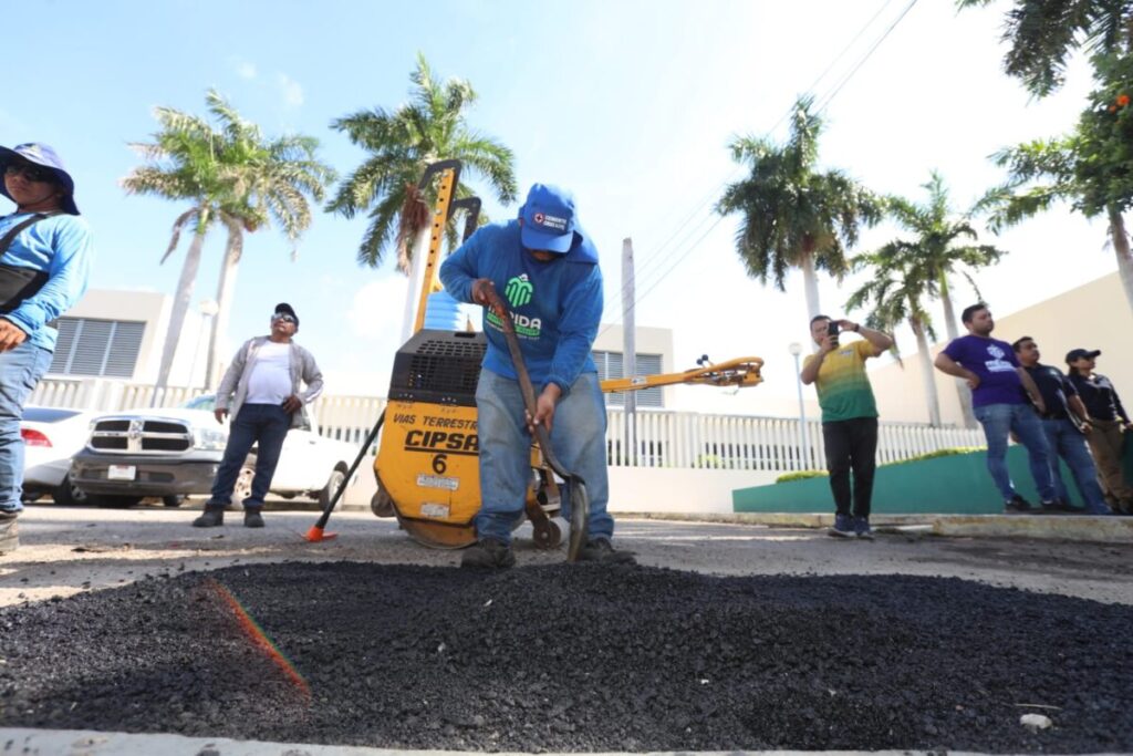 Con el Mega Operativo, Cecilia Patrón supervisa la intervención de 77 manzanas en la colonia Juan Pablo II