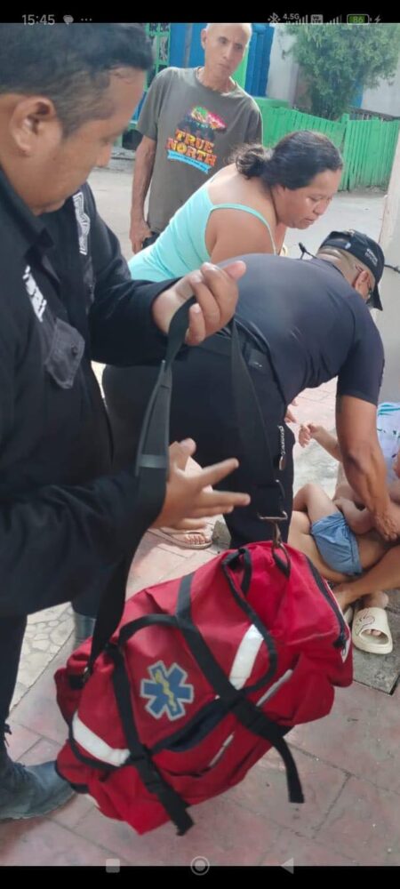 Menor de edad cae desde el tercer piso en Piedra de Agua Umán