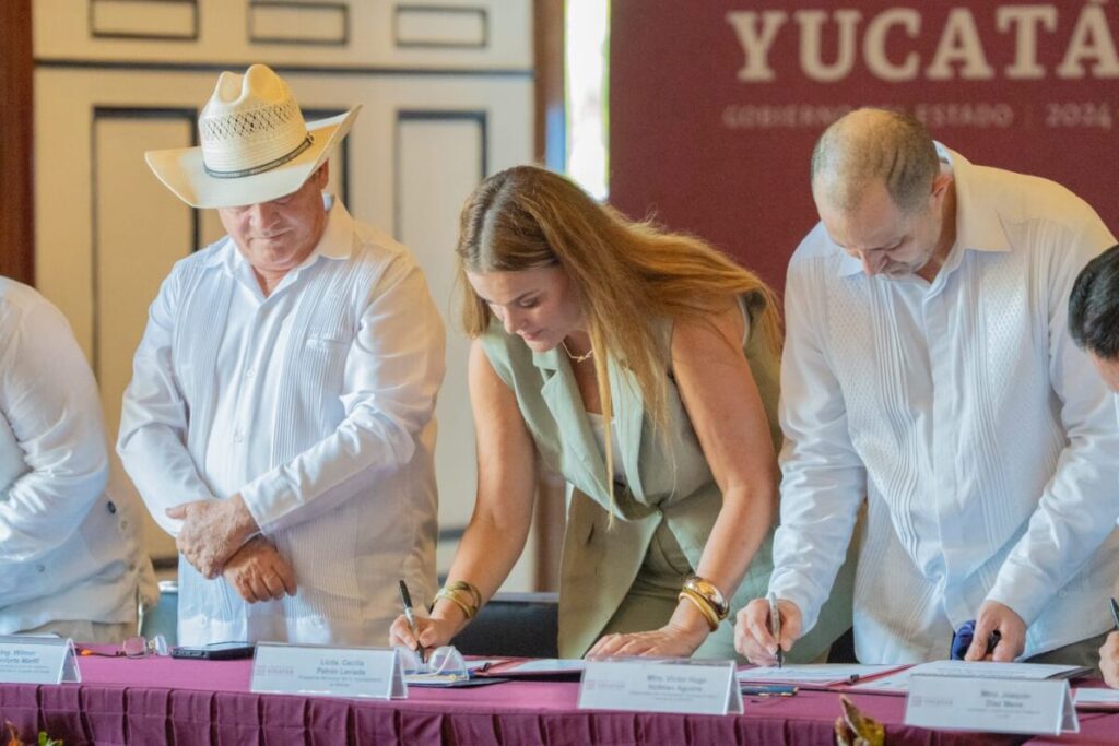 La alcaldesa Cecilia Patrón firma Convenio de Coordinación Metropolitana de Mérida