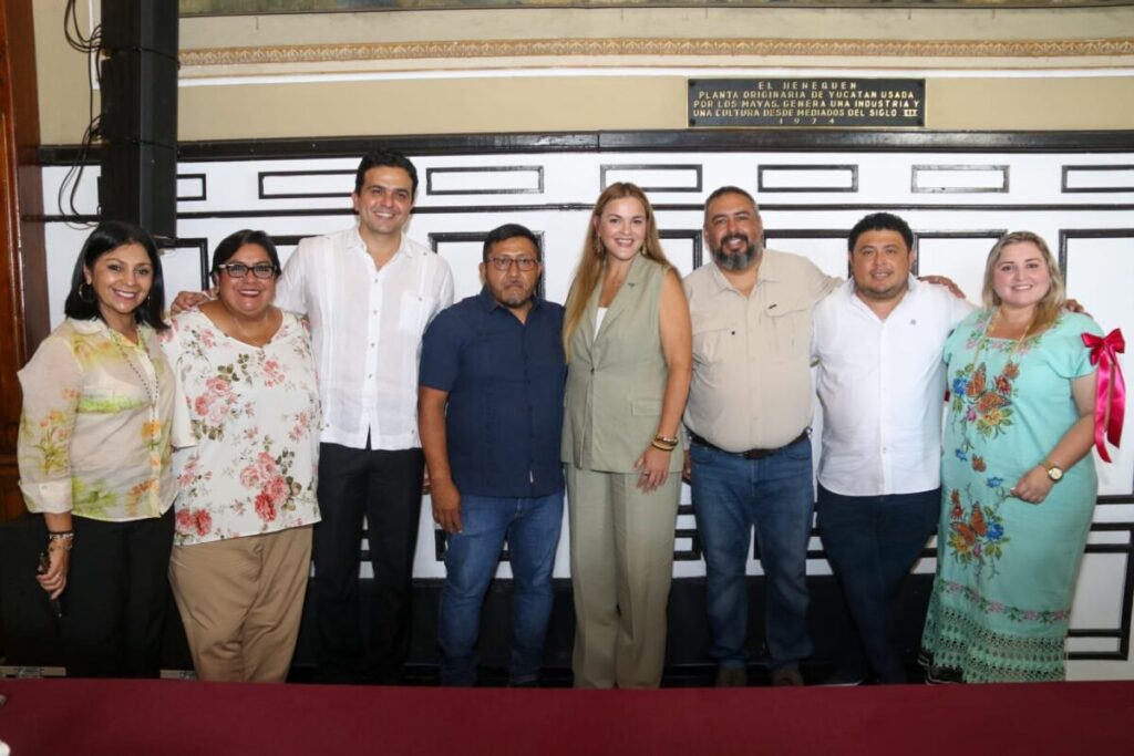 La alcaldesa Cecilia Patrón firma Convenio de Coordinación Metropolitana de Mérida