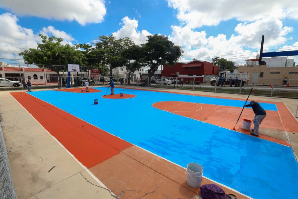 Cecilia Patrón lleva el Mega Operativo de Limpieza a Pensiones