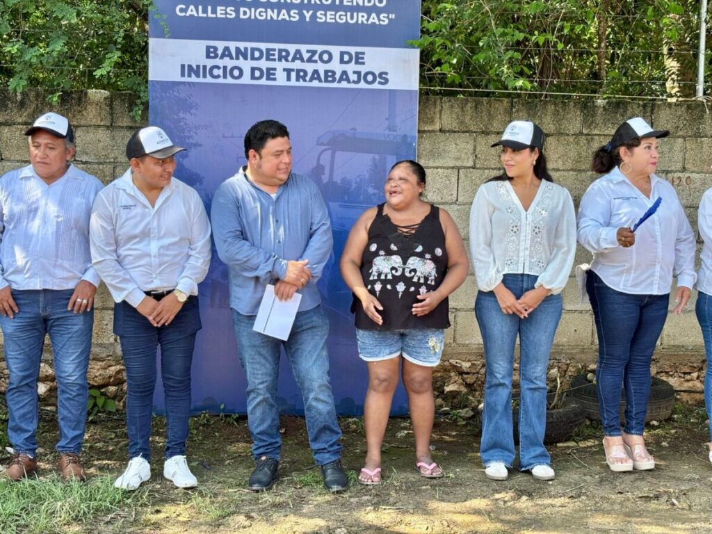 Edwin Bojórquez inicia construcción de calle en Francisco Villa Oriente en Kanasín