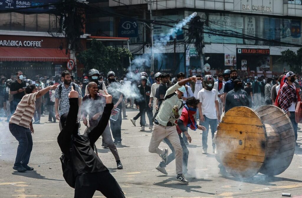 Más de 13 fallecidos tras protestas en Nepal