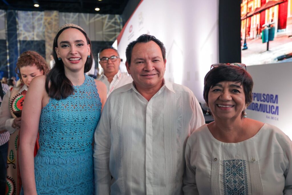 Joaquín Díaz Mena / Renacimiento Maya reitera su compromiso para el bienestar de vivienda en Yucatán