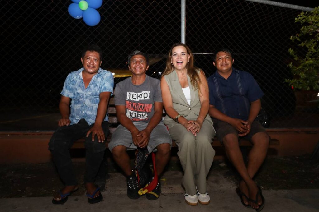 Cecilia Patrón lleva apoyo para la salud mental en comisarías de Mérida