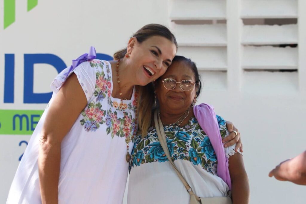 La alcaldesa Cecilia Patrón continúa con la mejoras del agua potable en las comisarías 