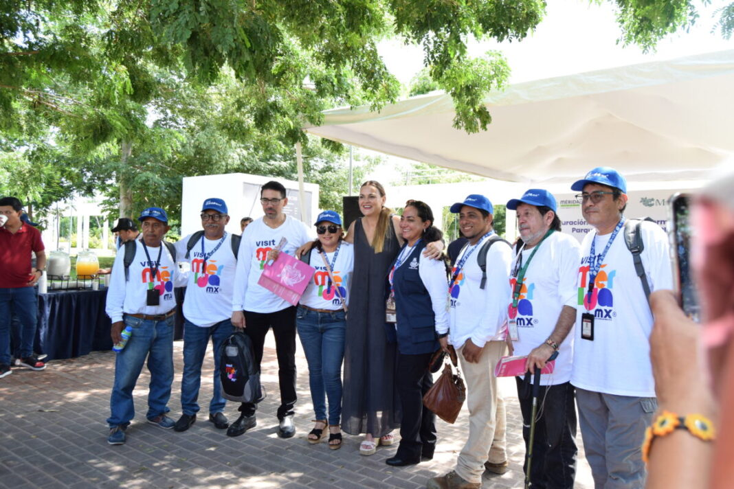 Cecilia Patrón inaugura el 4to Módulo de Información Turística para el beneficio del turismo en el parque La Plancha