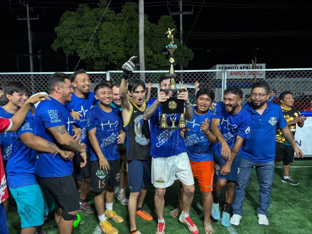 Edwin Bojórquez realiza torneo de fútbol “Prevención y tratamiento contra las adicciones y salud mental” en Kanasín