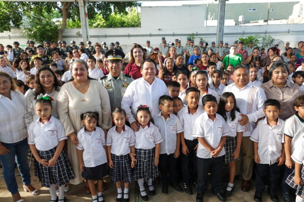 Gobierno y Guardia Nacional en escuelas de Yucatán