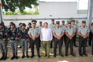 Gobierno y Guardia Nacional en escuelas de Yucatán
