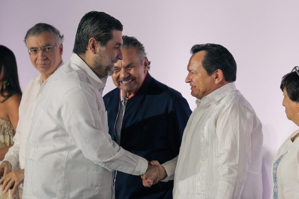 Joaquín Díaz Mena / Renacimiento Maya reitera su compromiso para el bienestar de vivienda en Yucatán