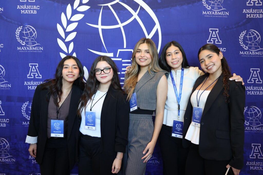 Analizan problemáticas globales en XXI Modelo de las Naciones Unidas Mayabmun en la Universidad Anáhuac Mayab
