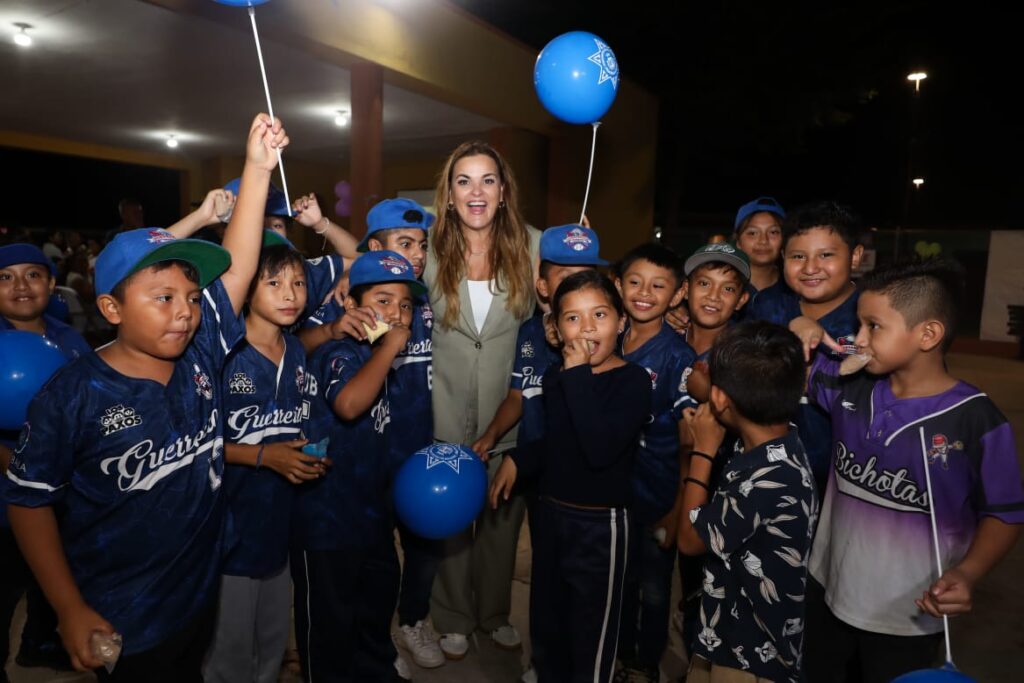 Cecilia Patrón lleva apoyo para la salud mental en comisarías de Mérida