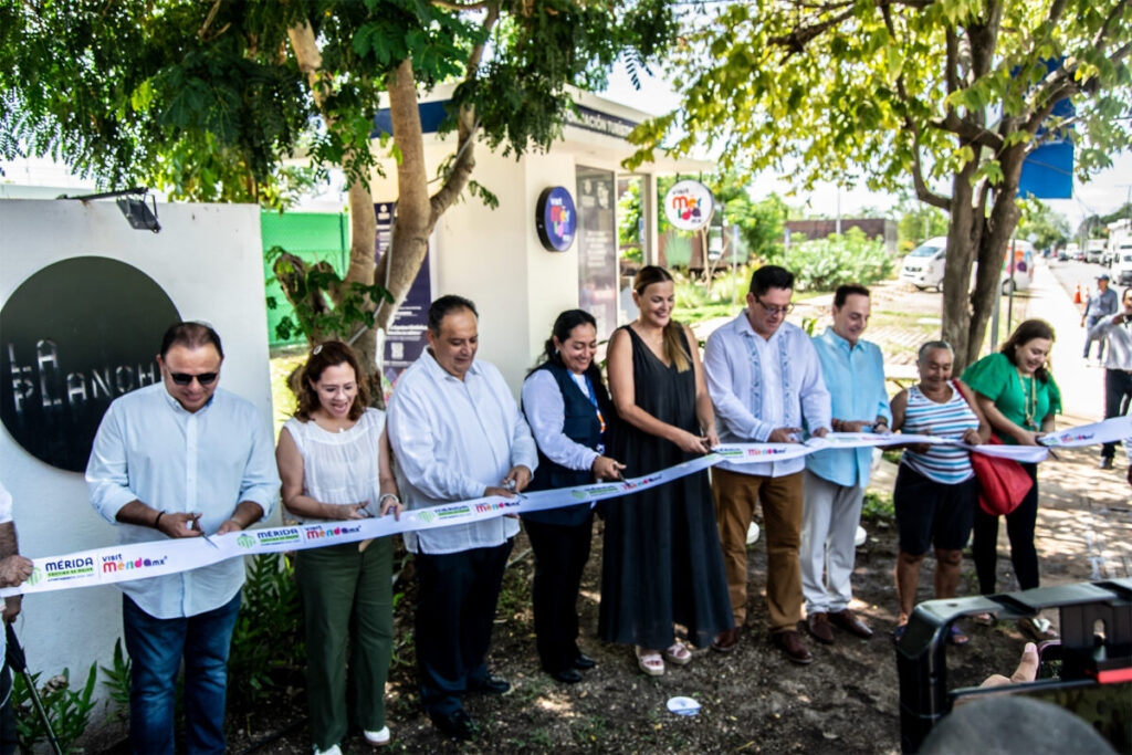Cecilia Patrón inaugura el 4to Módulo de Información Turística para el beneficio del turismo en el parque La Plancha 