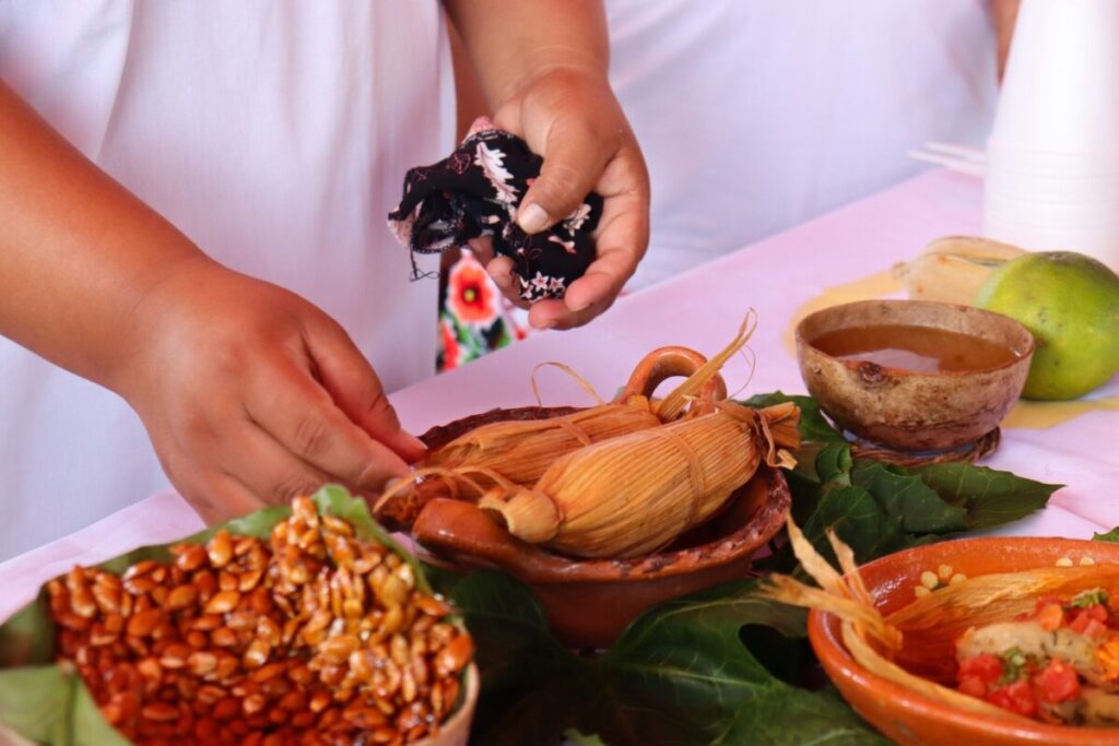 Mtra. Wendy Méndez/ Gobierno y DIF Yucatán celebran riqueza gastronómica de Yucatán en el Día Mundial de la Alimentación