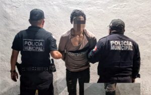 Detienen a un sujeto tras causar daños a propiedad ajena en Flamboyanes, Progreso