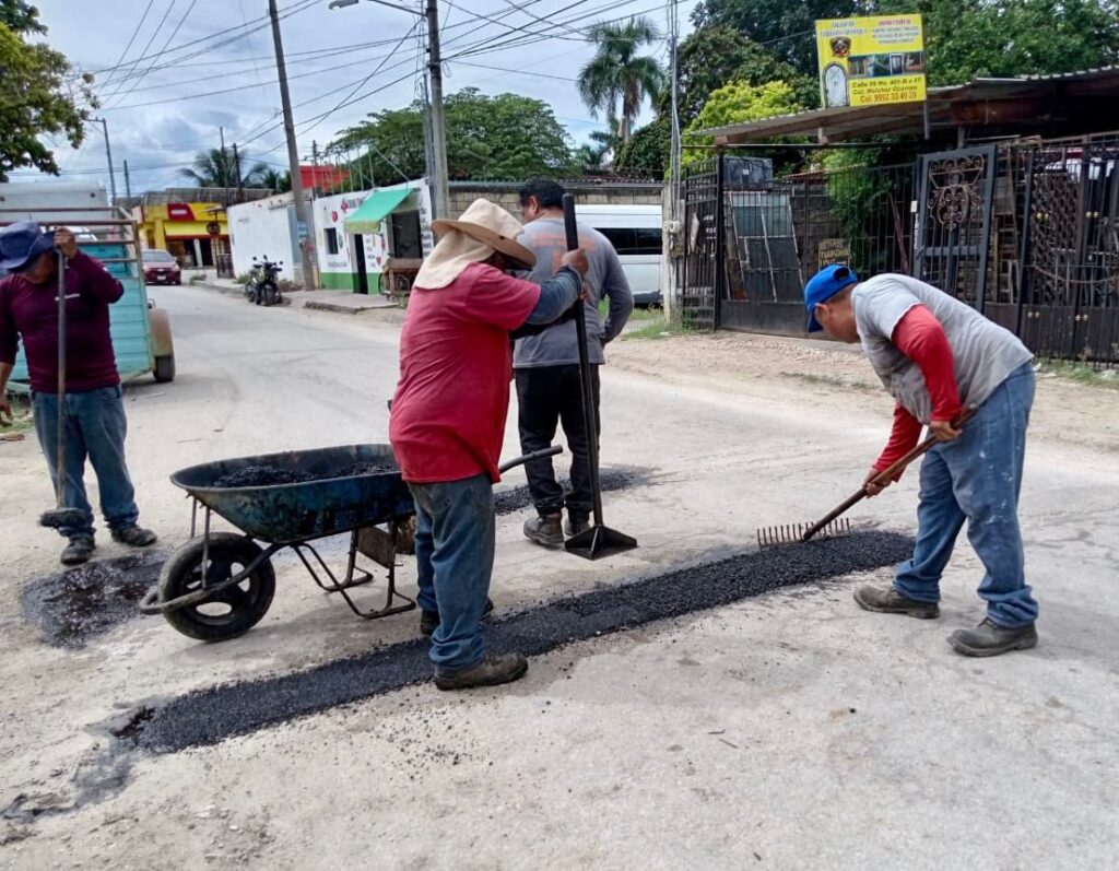 Ponen en marcha "Plan Emergente de Bacheo" en Kanasín 