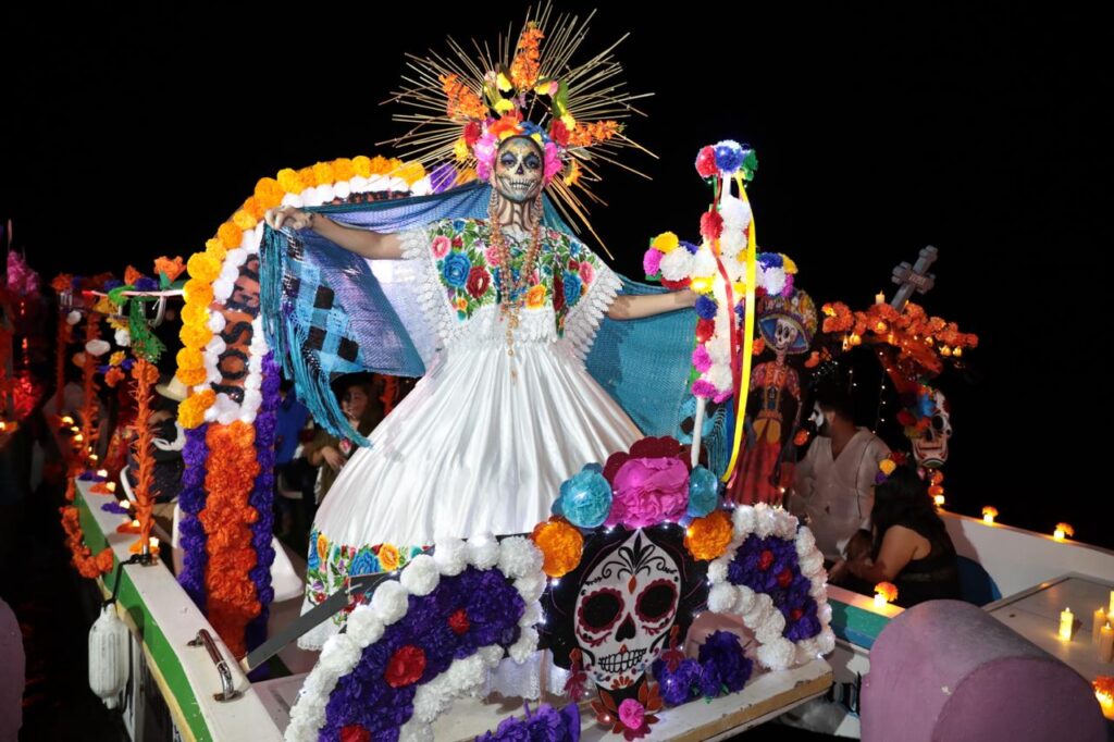 El lindo municipio de Celestún se viste de tradición y cultura con el primer Festival de las Ánimas