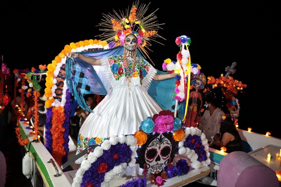 El lindo municipio de Celestún se viste de tradición y cultura con el primer Festival de las Ánimas