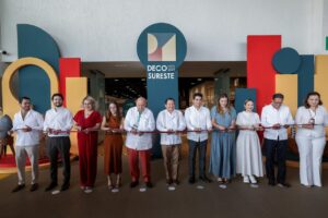 El gobernador Joaquín Díaz Mena inaugura la Convención Nacional de la Canainma y la Expo Decosureste 2025