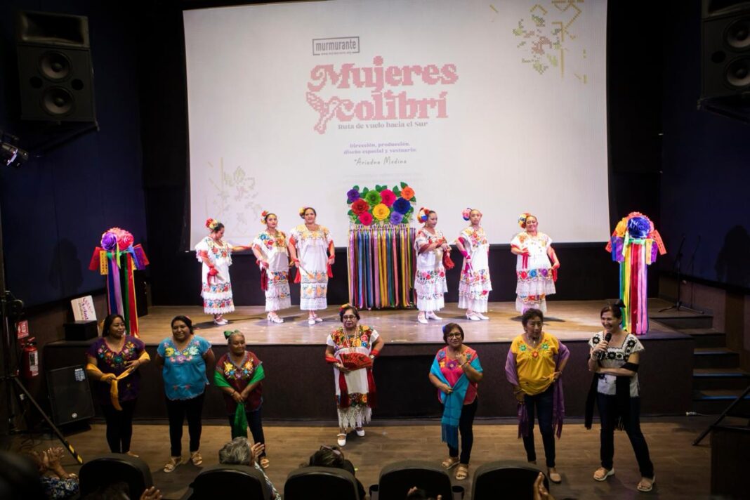 Ximena Escalante en Coloquio Internacional Pensar la Escena UNAY