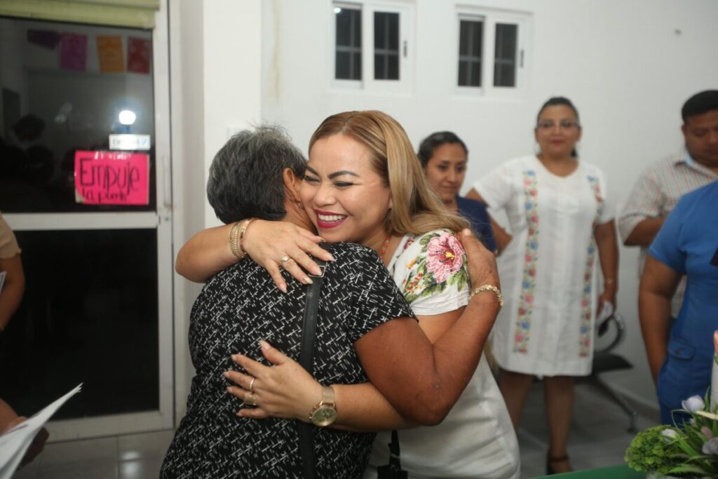 Edwin Bojórquez y Raquel Balam Rocha/ DIF de Kanasín ofrecerá transporte gratuito a personas en vulnerabilidad