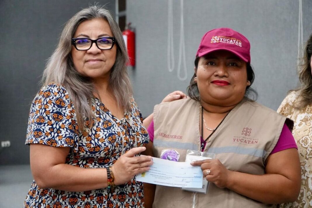 Semujeres Promotoras Comunitarias y Centros Libre Yucatán.