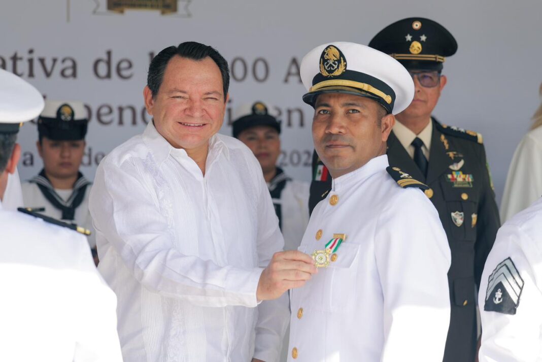 Joaquín Díaz Mena/Renacimiento Maya celebra el bicentenario de la Independencia Marítima Nacional