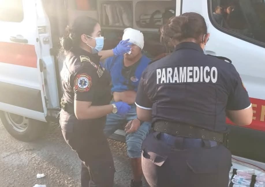 Se registra fuerte choque vial la carretera Mérida-Cancún, hay varios heridos