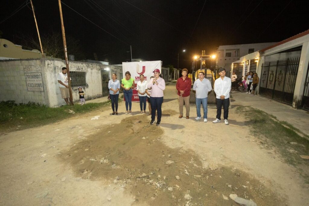 La alcaldesa Kenia Walldina Sauri cumple demanda de más de 20 años con obras de infraestructura en colonias de Umán