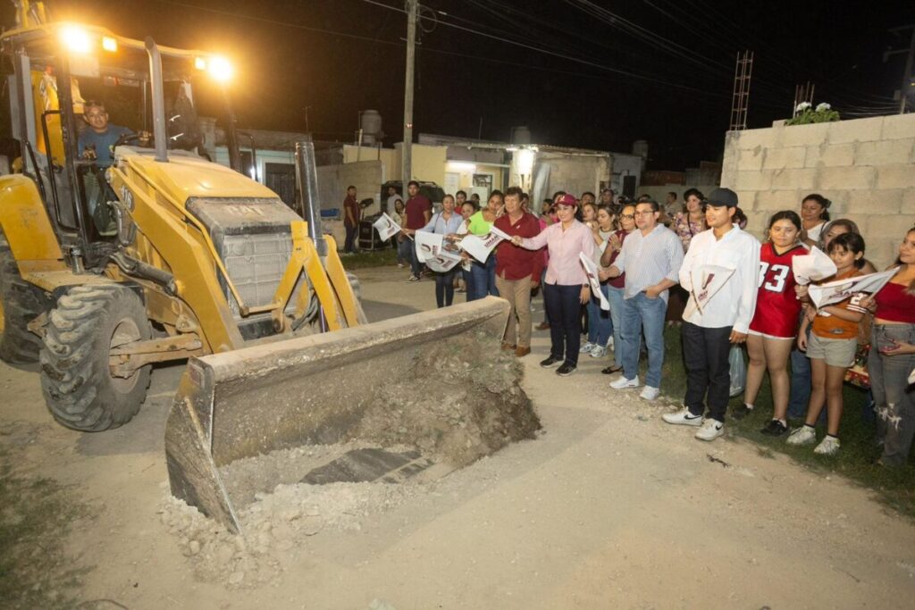 La alcaldesa Kenia Walldina Sauri cumple demanda de más de 20 años con obras de infraestructura en colonias de Umán