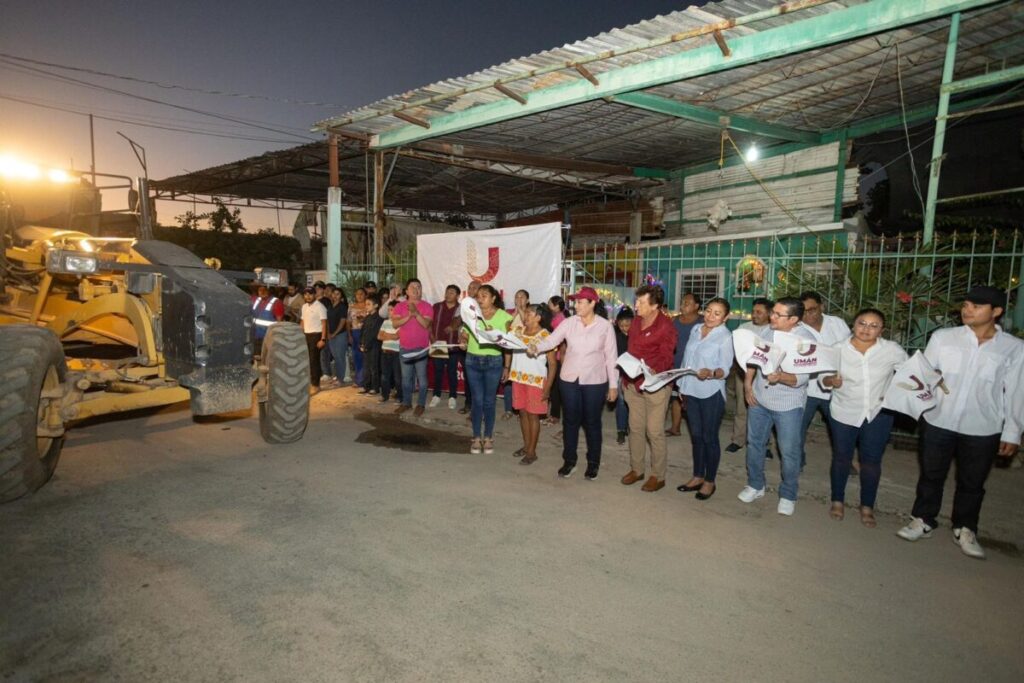 La alcaldesa Kenia Walldina Sauri cumple demanda de más de 20 años con obras de infraestructura en colonias de Umán